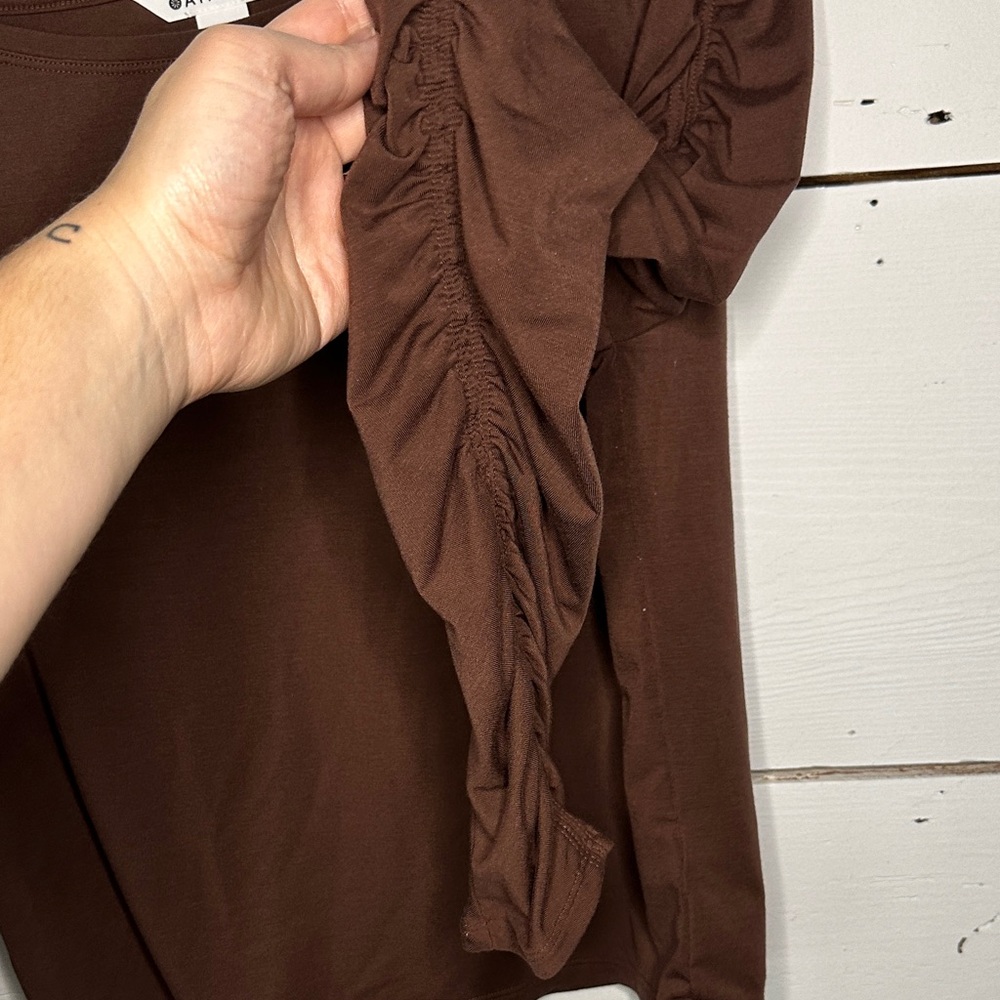Athleta All Around Ruched Long Sleeve Women’s Blouse - Picture 4 of 12